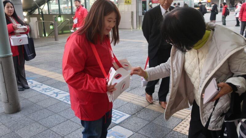 NHK歳末たすけあい街頭募金を行いました！<br>～引き続き、皆様のご協力をお願いします～